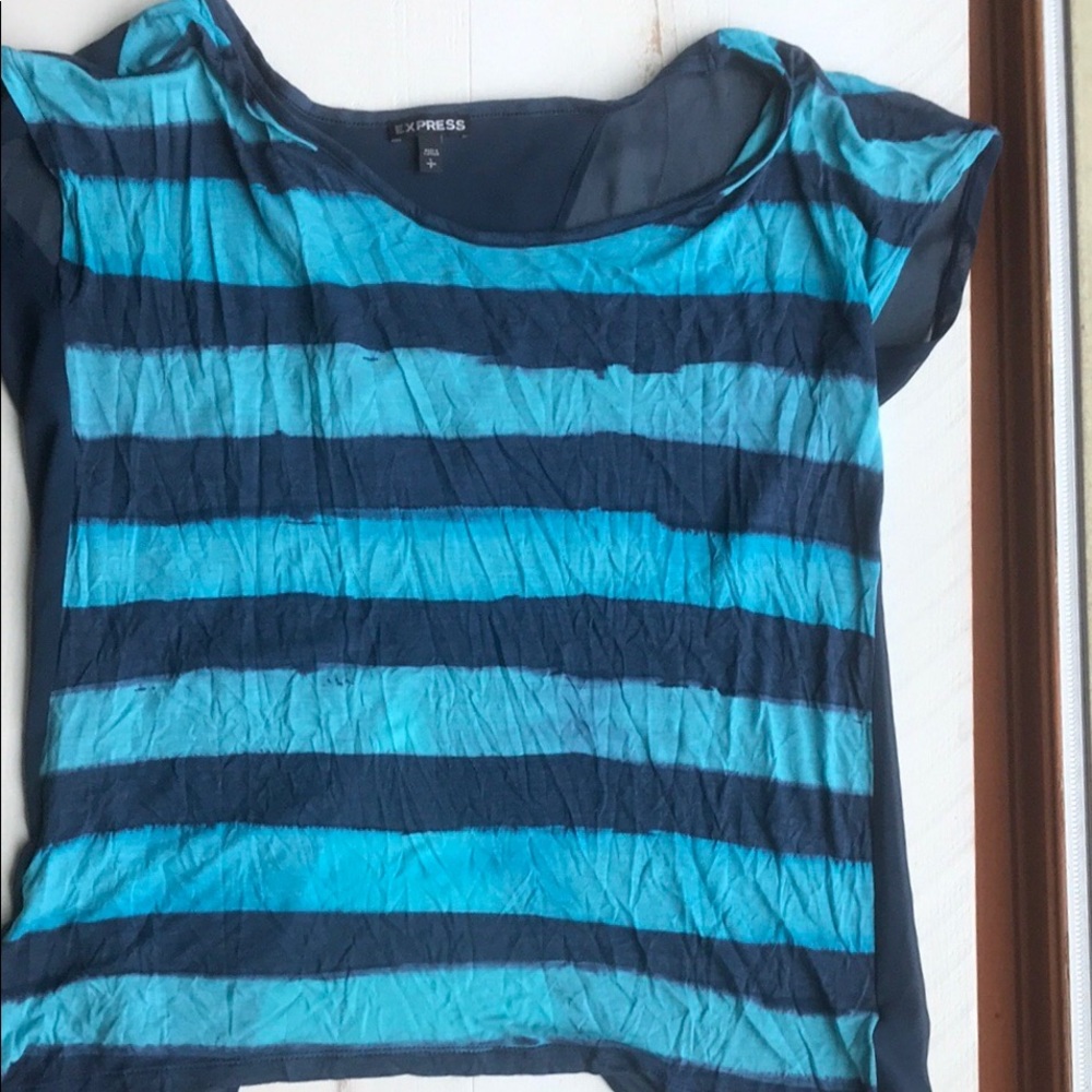Blue stripped open top